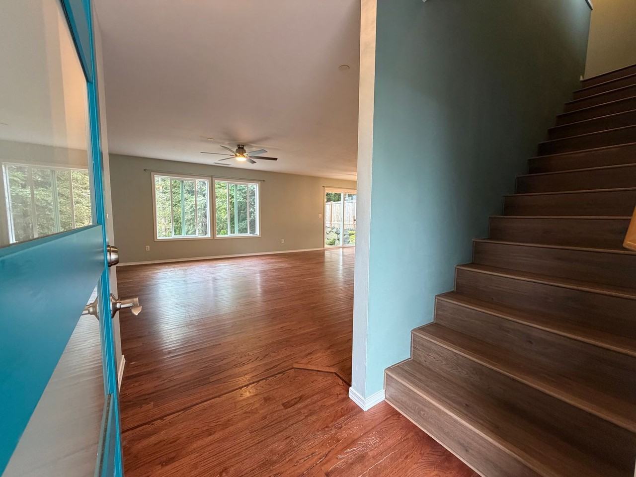 1924 Jensen Ave - Photo 2 of 28