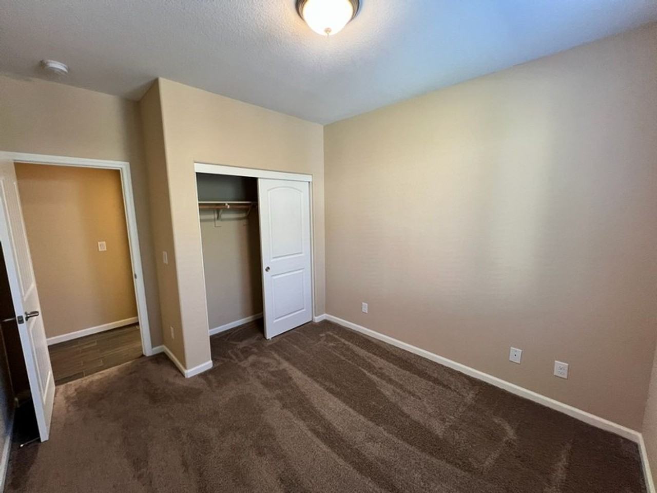 2079 S Virginia St - Photo 3 of 18