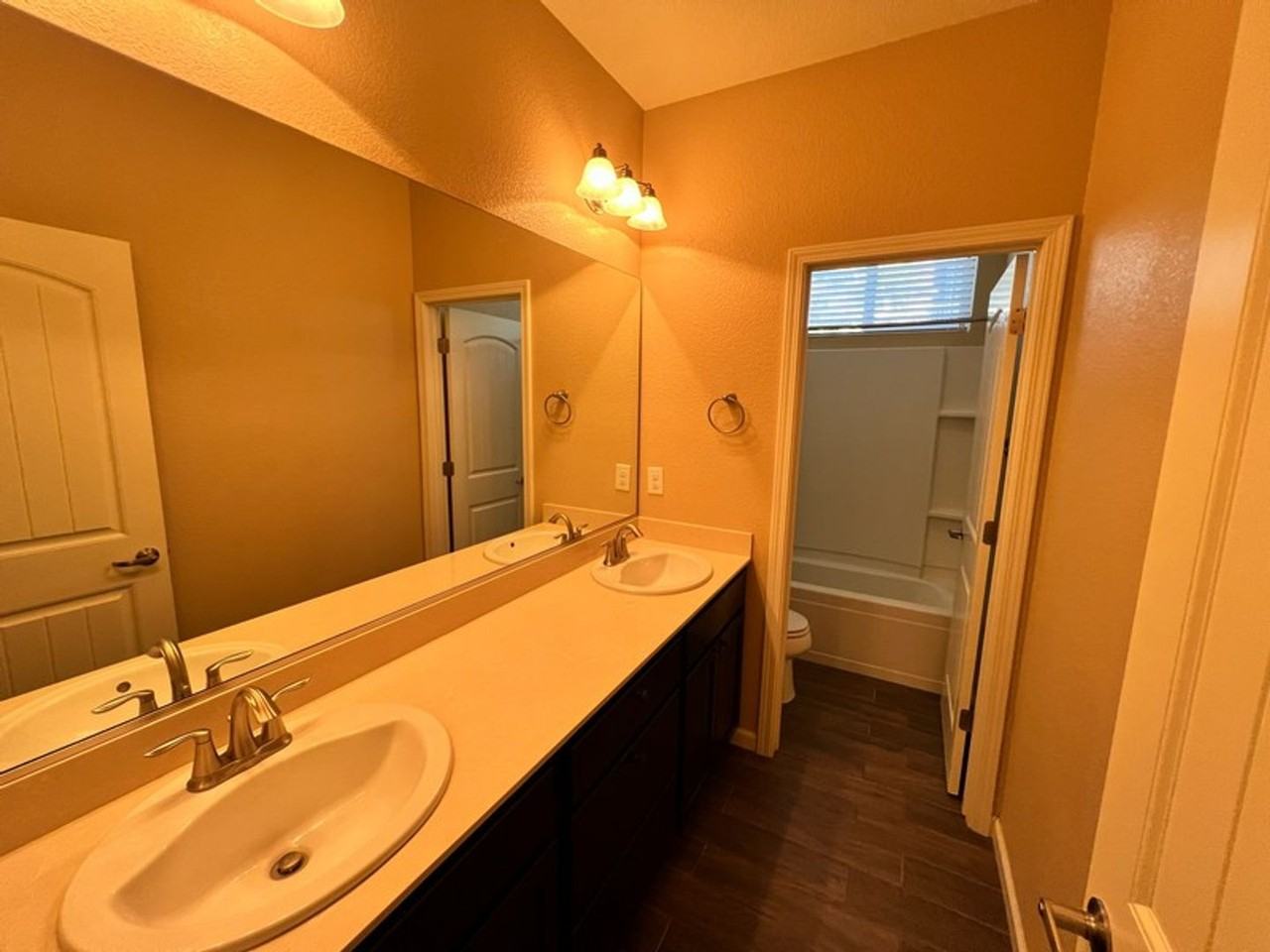 2079 S Virginia St - Photo 4 of 18