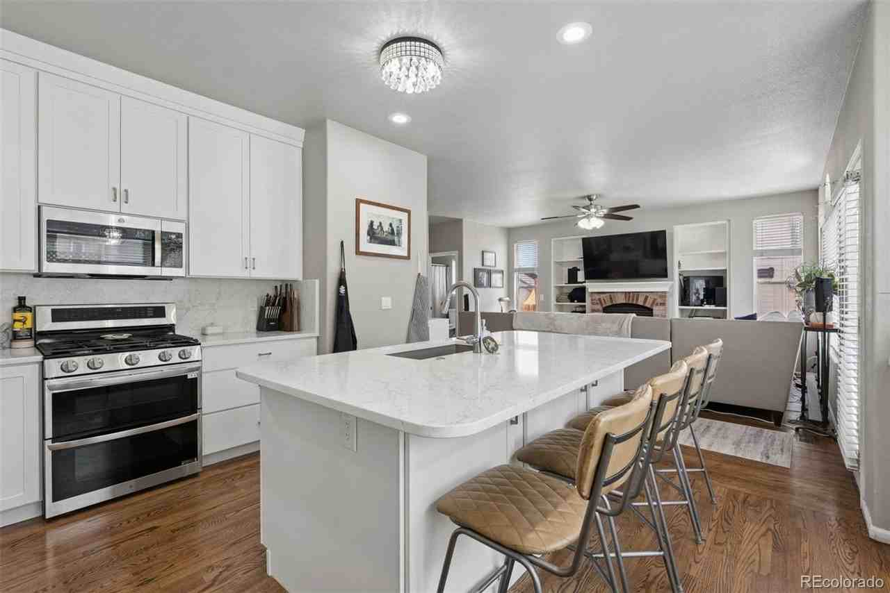 7090 W Phillips Ave - Photo 6 of 50