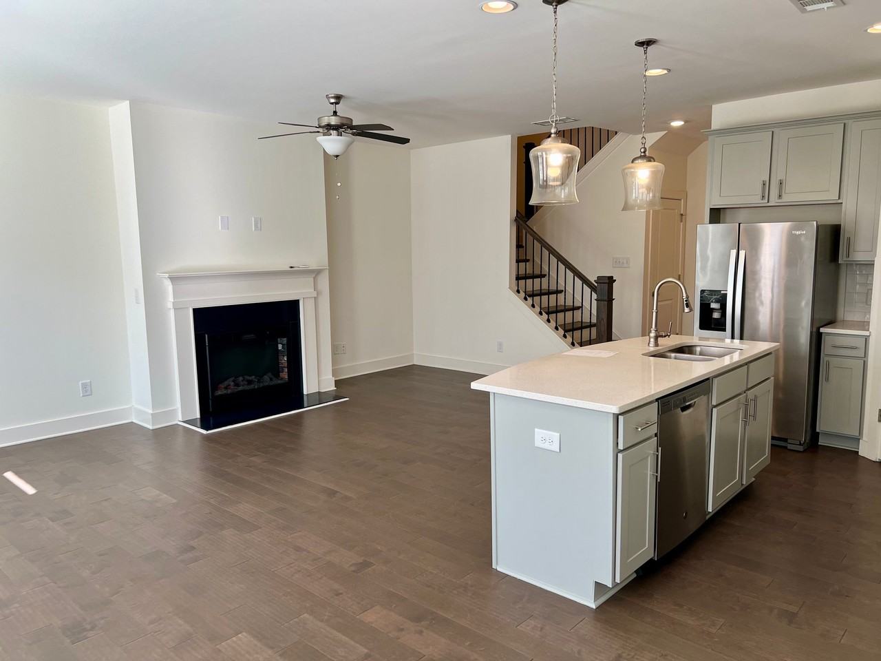 212 N Auburn Landing Pl - Photo 3 of 15