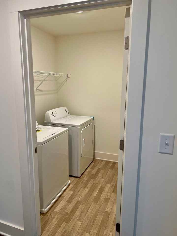 212 N Auburn Landing Pl - Photo 5 of 15