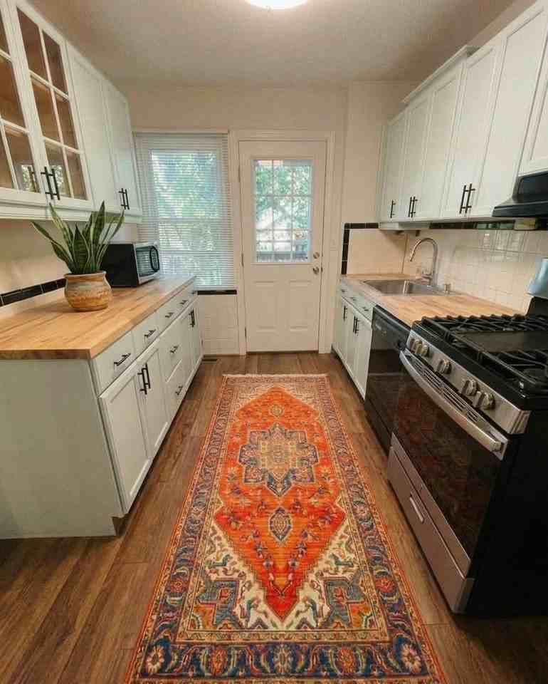 8616 Belhaven Dr - Photo 5 of 16