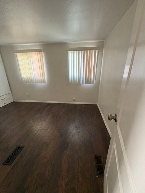 435 E Gardena Blvd - Photo 6 of 12