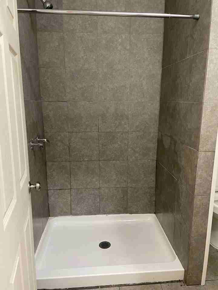 631 W Market St #1 - Photo 6 of 11