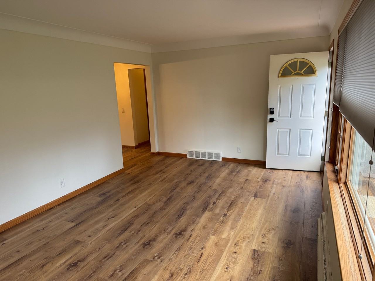 331 Gingham Ave - Photo 5 of 27