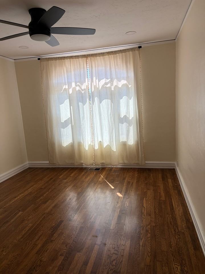 2746 E St - Photo 5 of 18