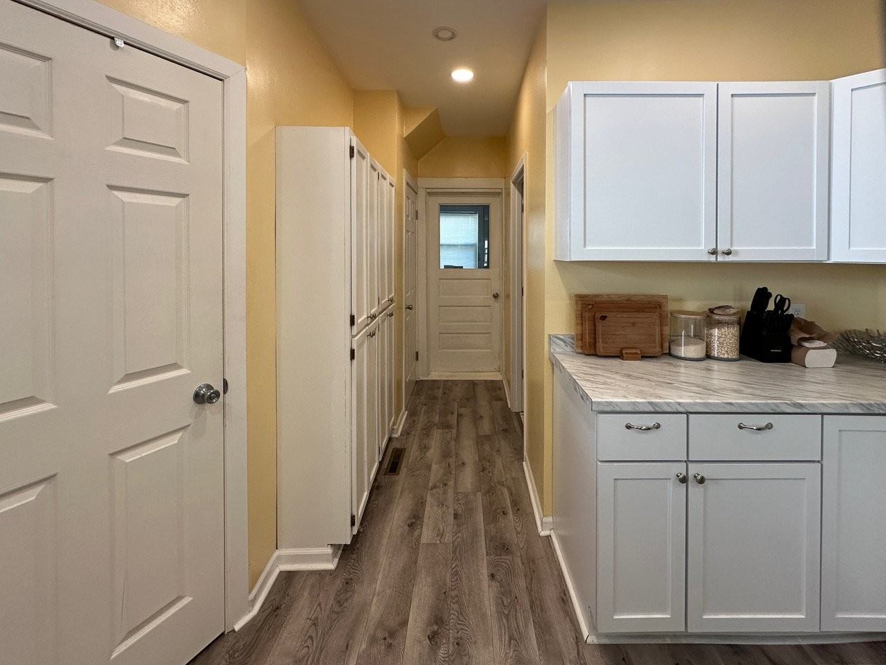 1842 N Arlington Pl - Photo 7 of 12