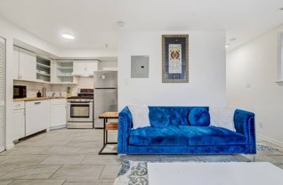 623 5th St Ne #6 - Photo 1 of 1