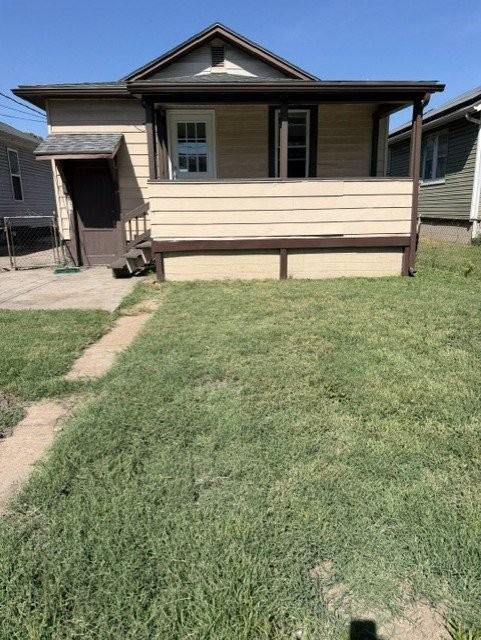 2328 Edwards St - Photo 2 of 12