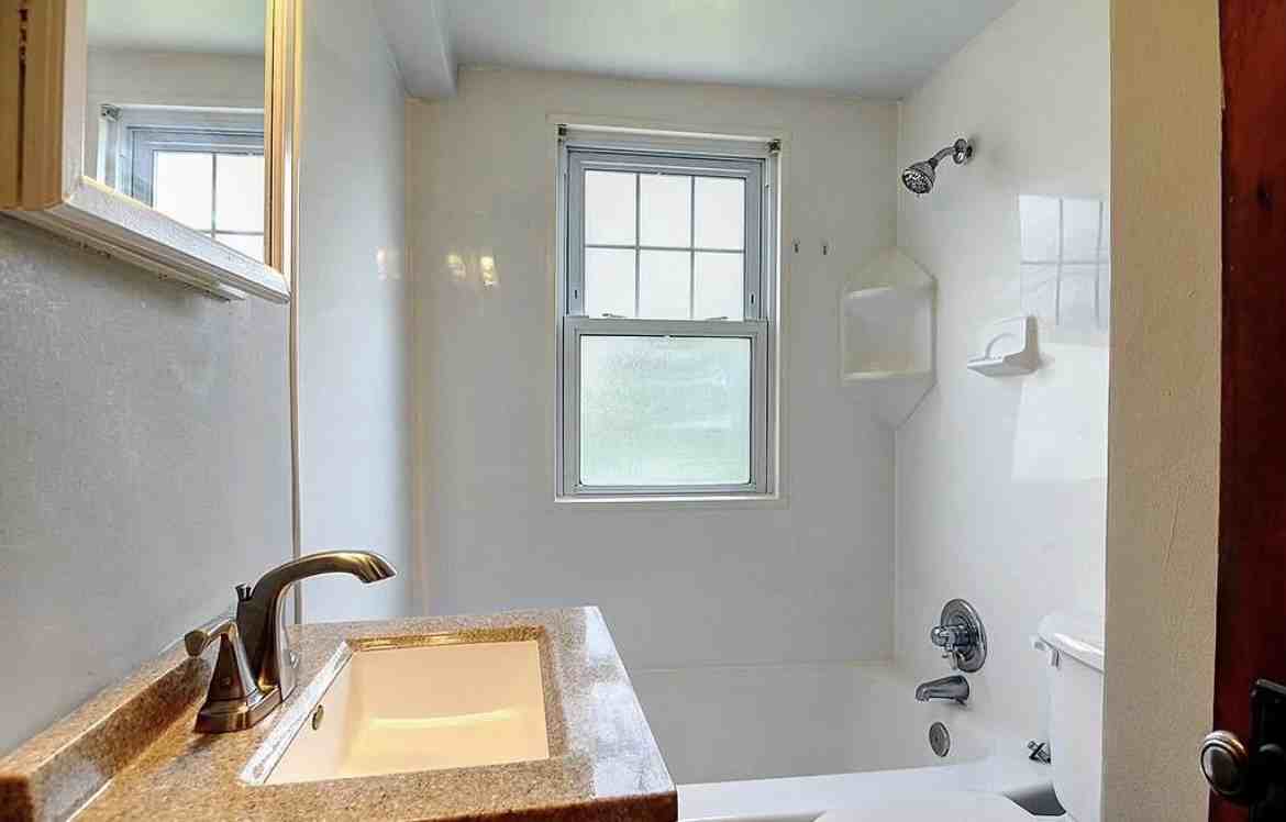 1604 Willamet Rd #NA - Photo 6 of 9