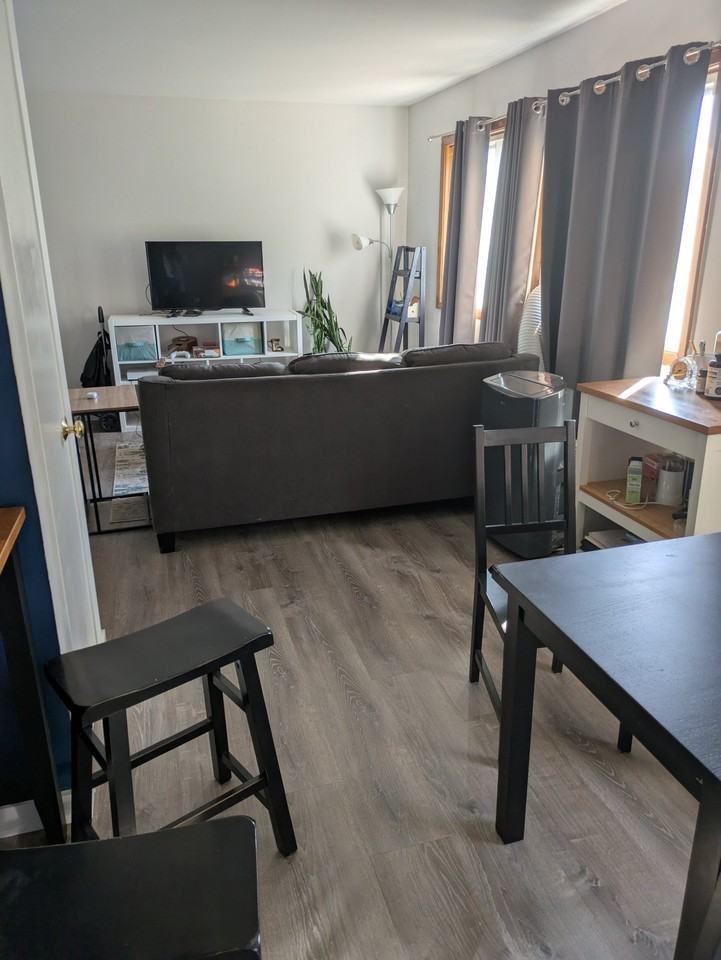 424 Elgin Ave #11 - Photo 2 of 11