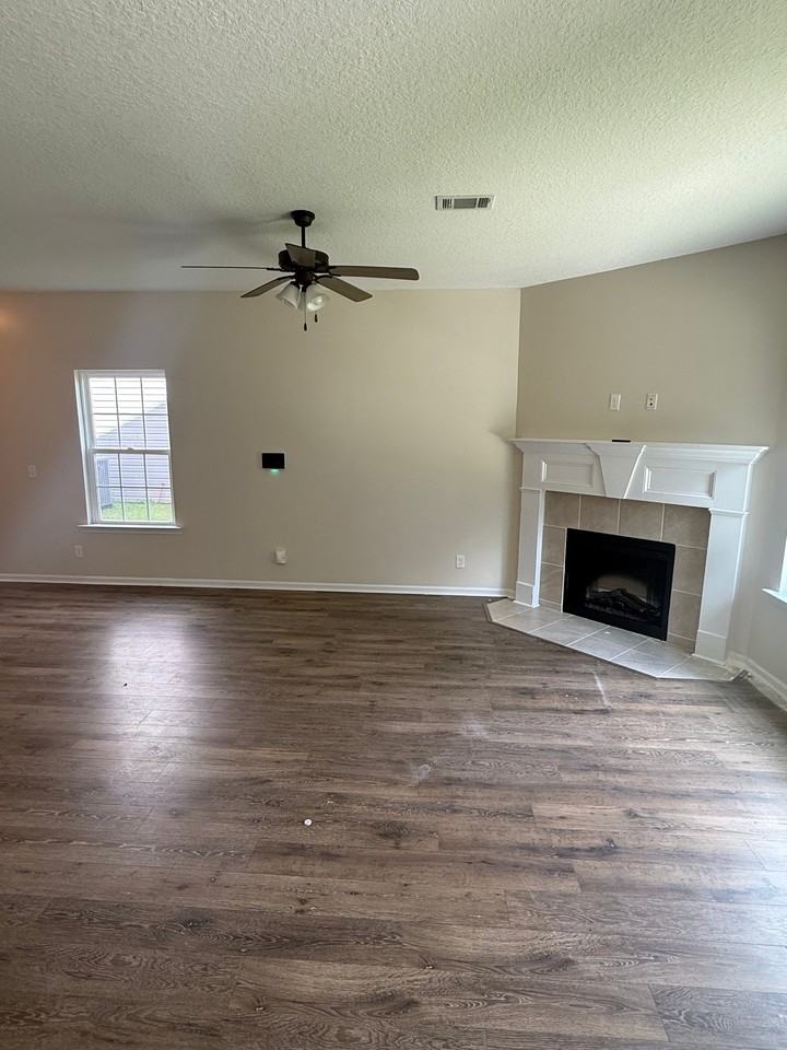 26 Cassels Ct - Photo 5 of 20