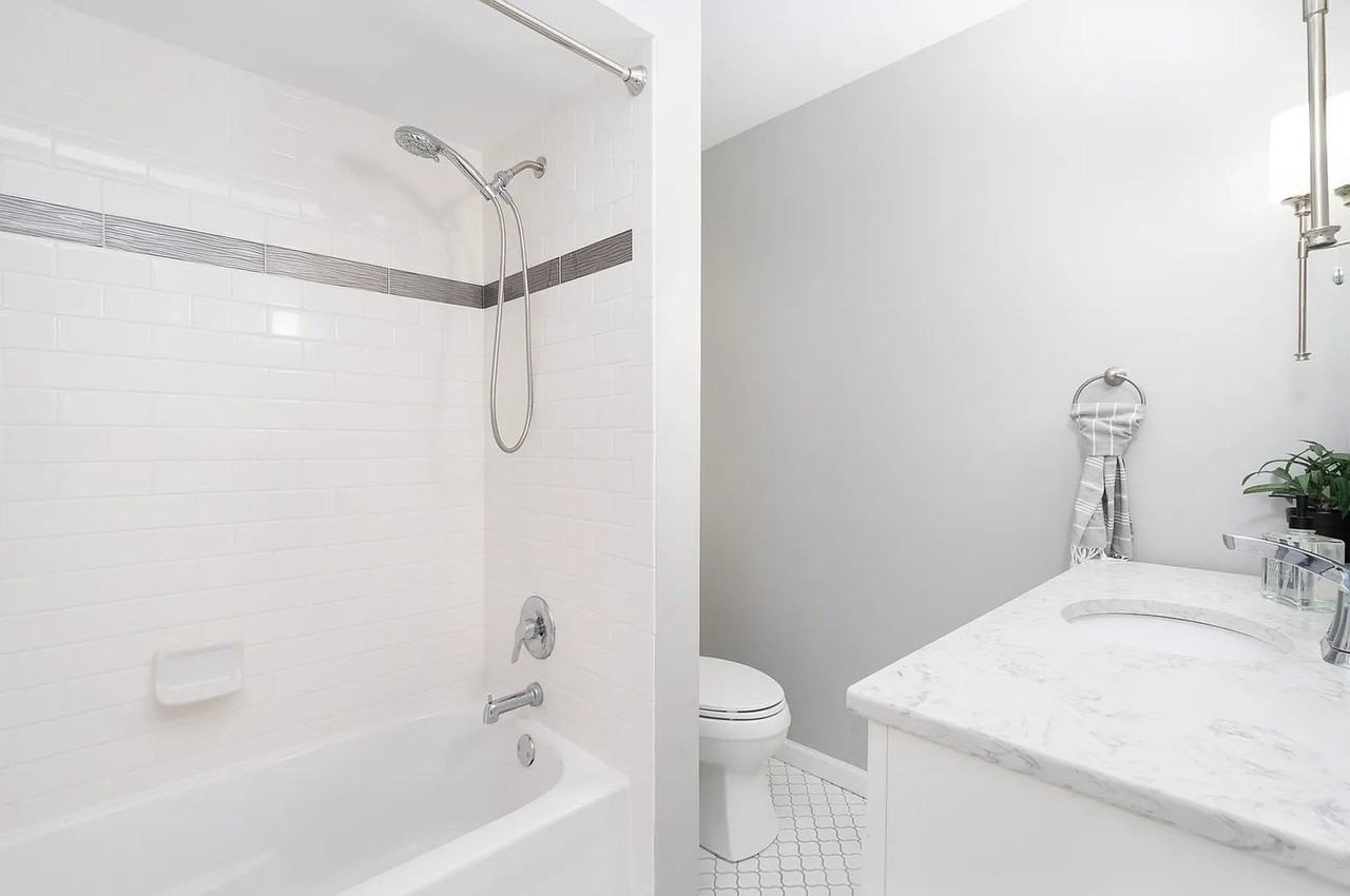 4248 Saratoga Ave - Photo 7 of 8