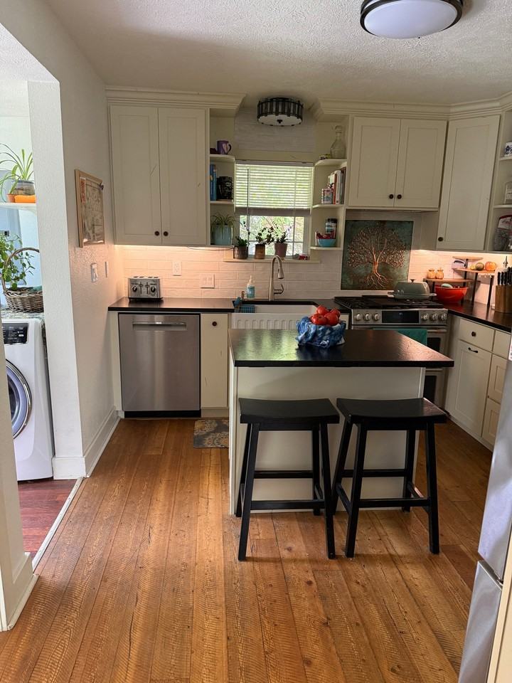 28 Mill Ave - Photo 6 of 15