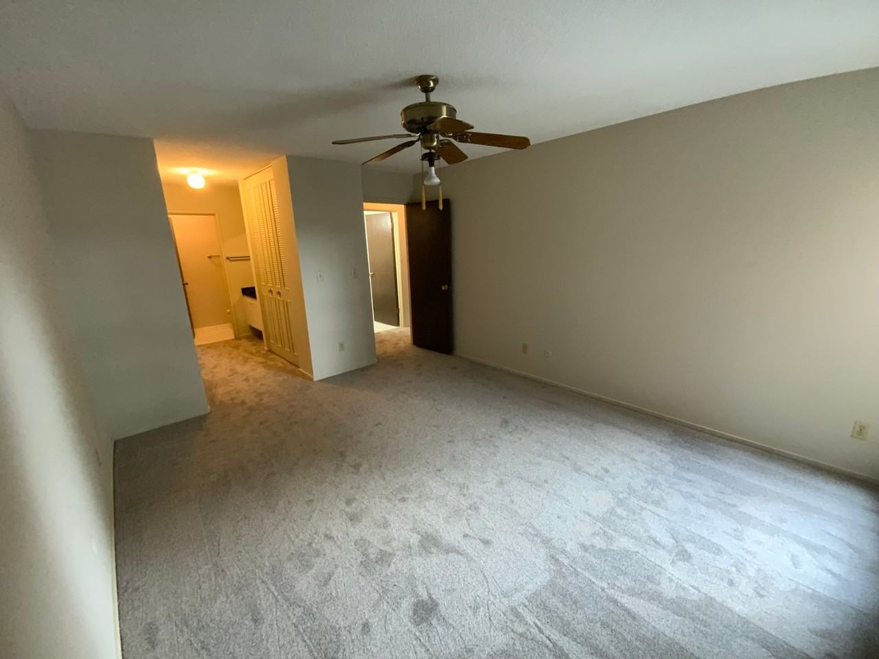2800 Hamline Ave N #106 - Photo 7 of 9
