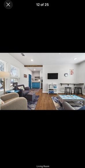 4925 Avenue N 1/2 - Photo 2 of 5