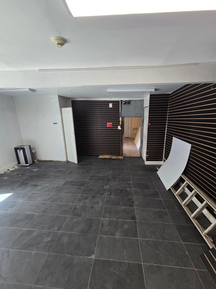 3800 Kennedy Blvd #1 - Photo 5 of 10
