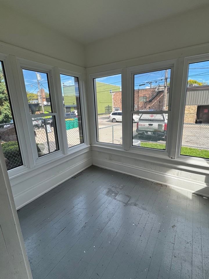 2622 N Stowell Ave - Photo 6 of 17