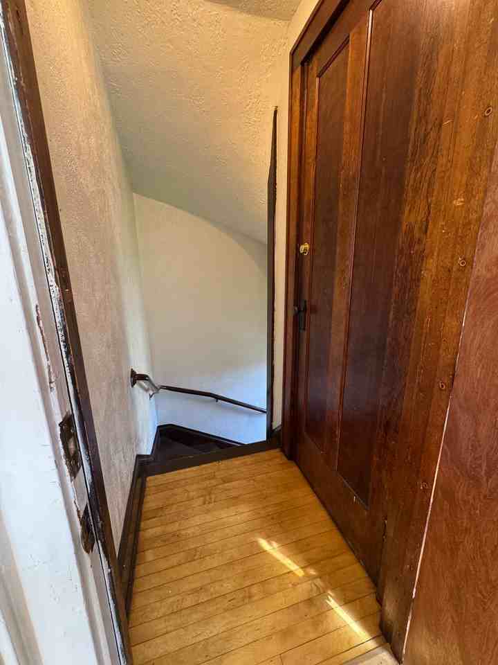 2624 N Stowell Ave - Photo 5 of 16