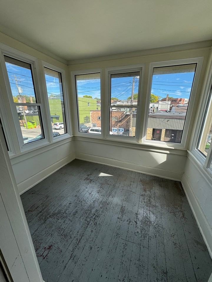 2624 N Stowell Ave - Photo 7 of 16