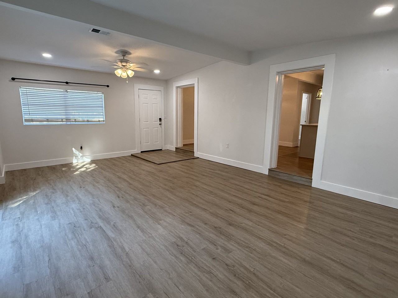 76 Carson Dr Ne - Photo 3 of 13