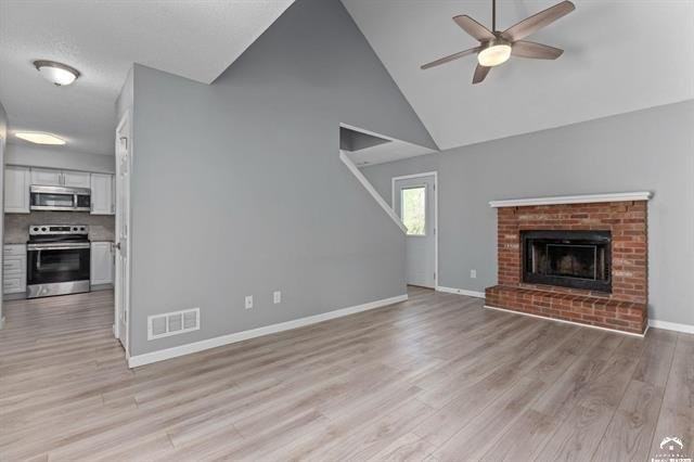 3504 W 24th St - Photo 2 of 10