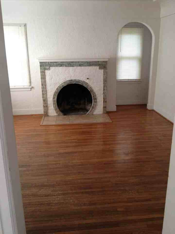 315 12th Ave - Photo 2 of 8