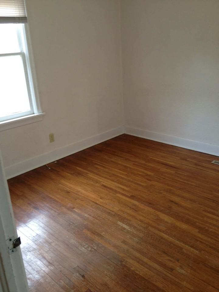 315 12th Ave - Photo 4 of 8