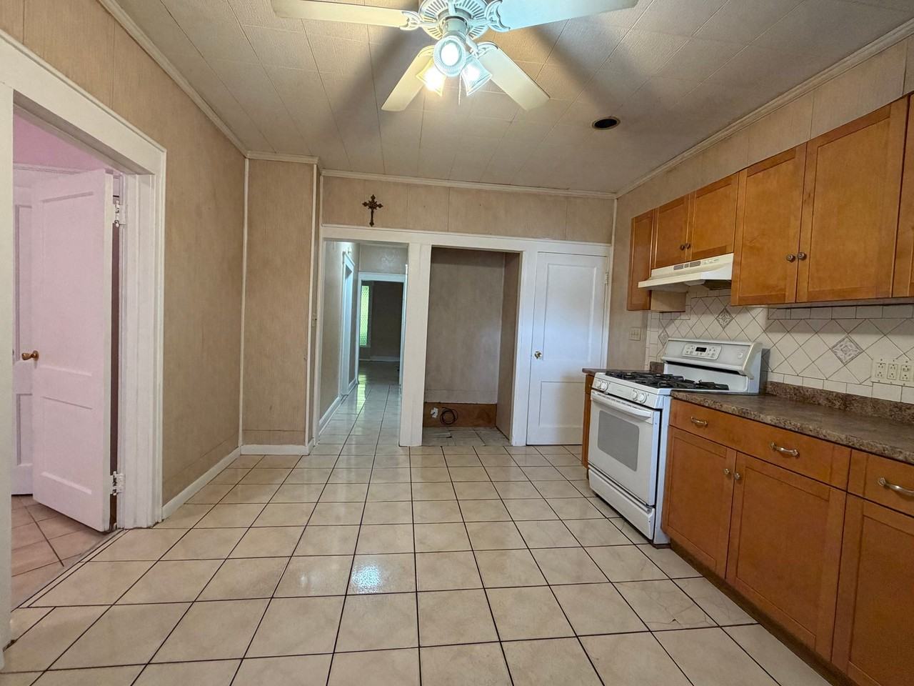 535 Elizabeth Ave #2 - Photo 4 of 13