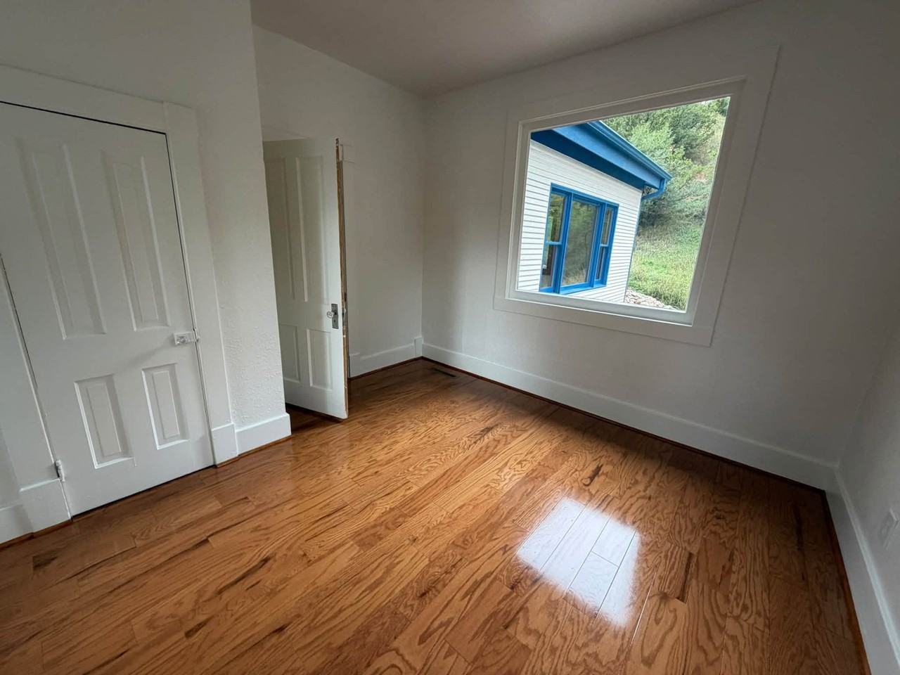 12 Maple Ln - Photo 3 of 16