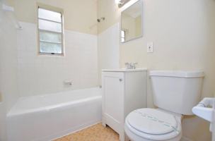 featured image of 345 Nw 190th St