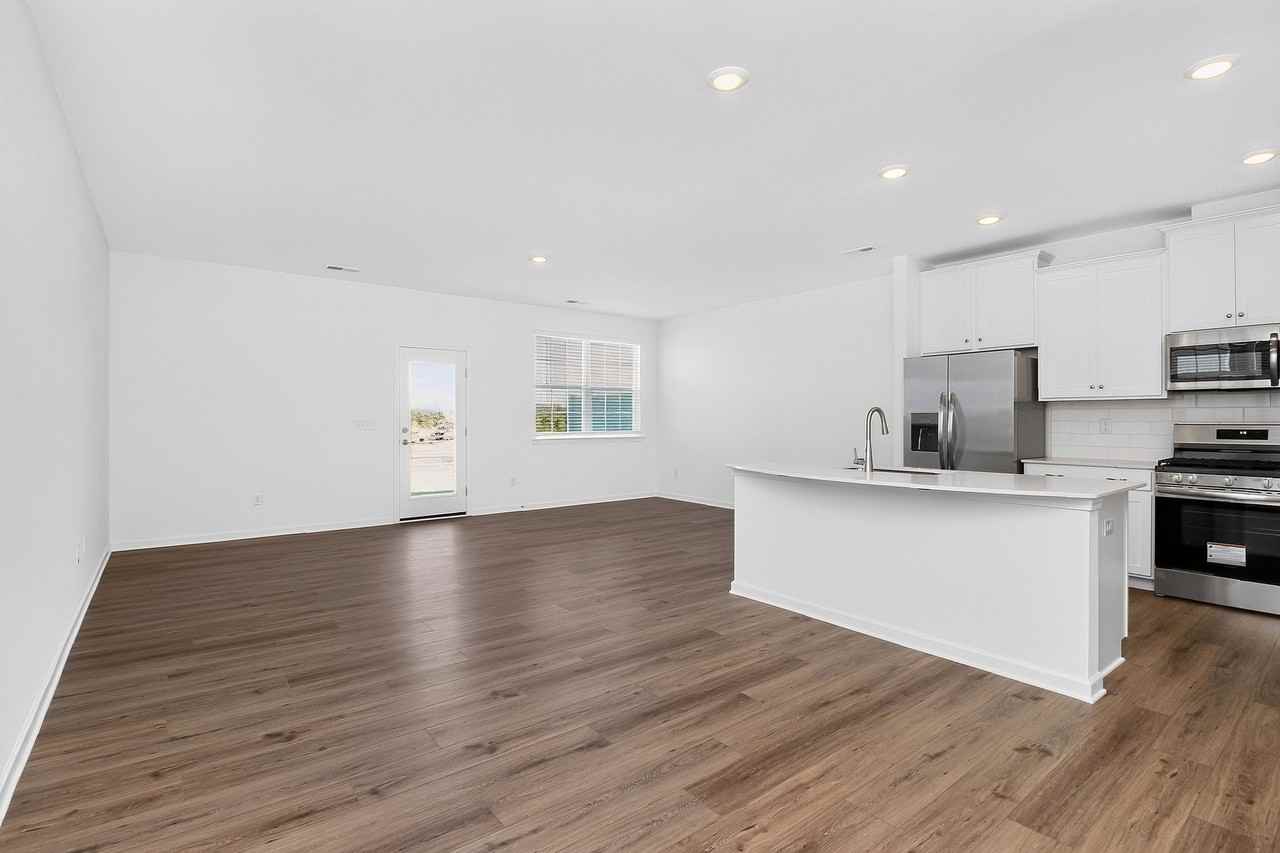 1240 Nighthawk Way - Photo 4 of 19