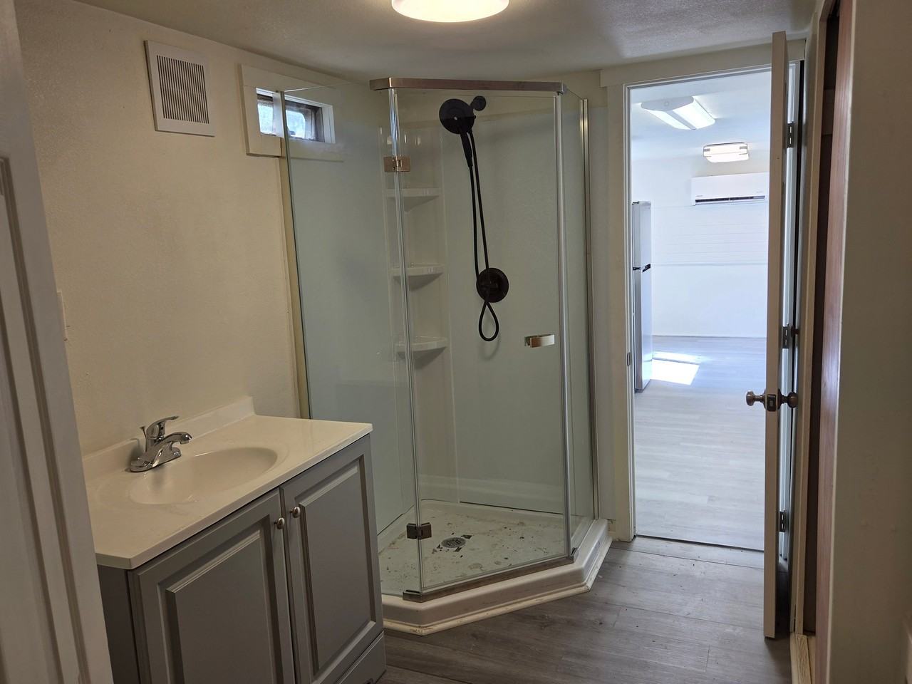 1025 N 4th St - Photo 6 of 10