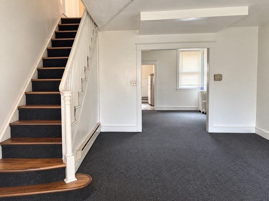 308 E Sheldon St - Photo 3 of 4