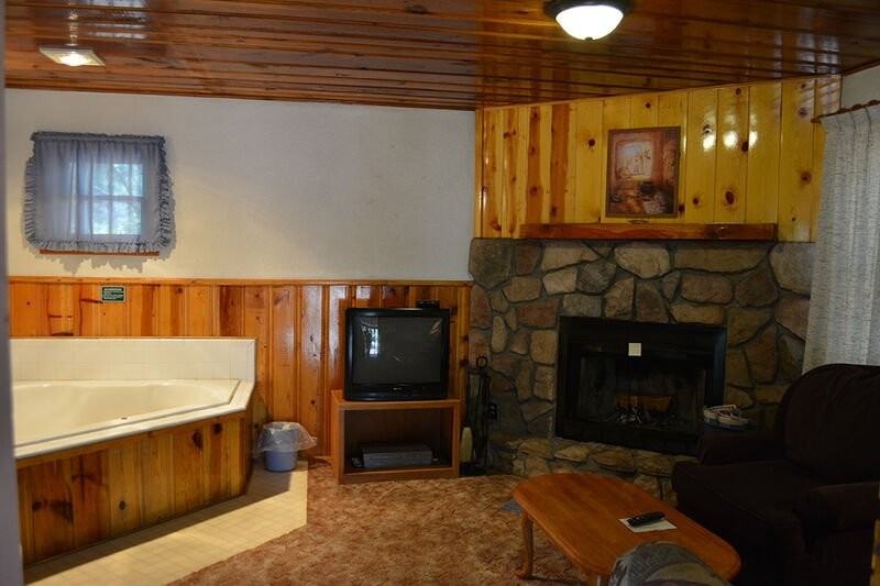 237 E White Mountain Blvd #20 - Photo 7 of 8