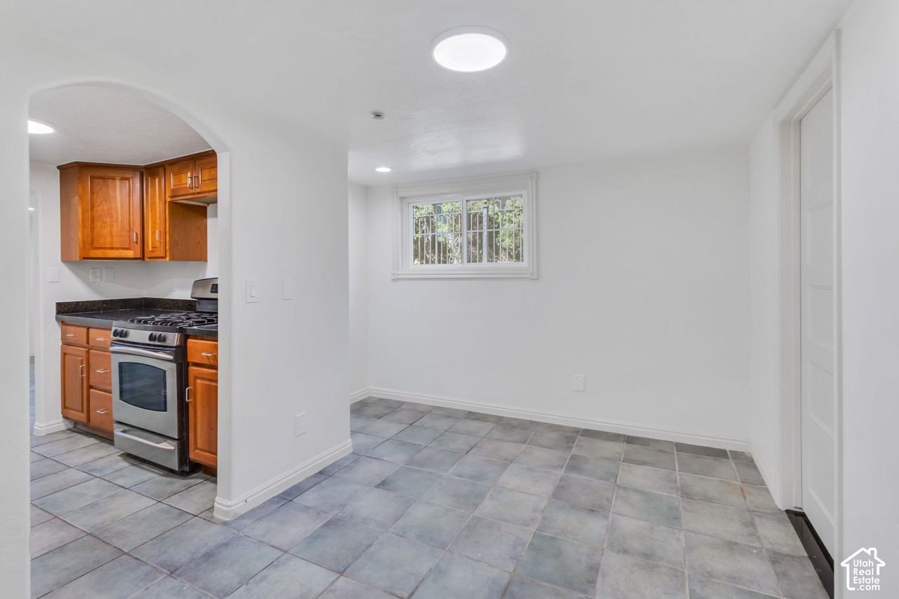 226 Nw #2 - Photo 4 of 6