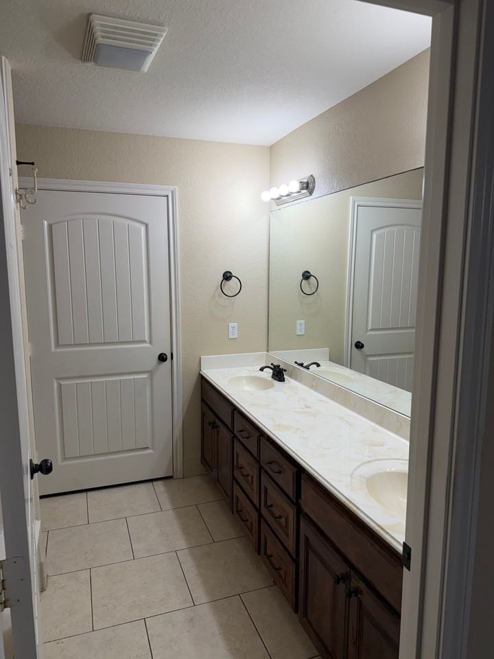 106 Falcon Way - Photo 7 of 19