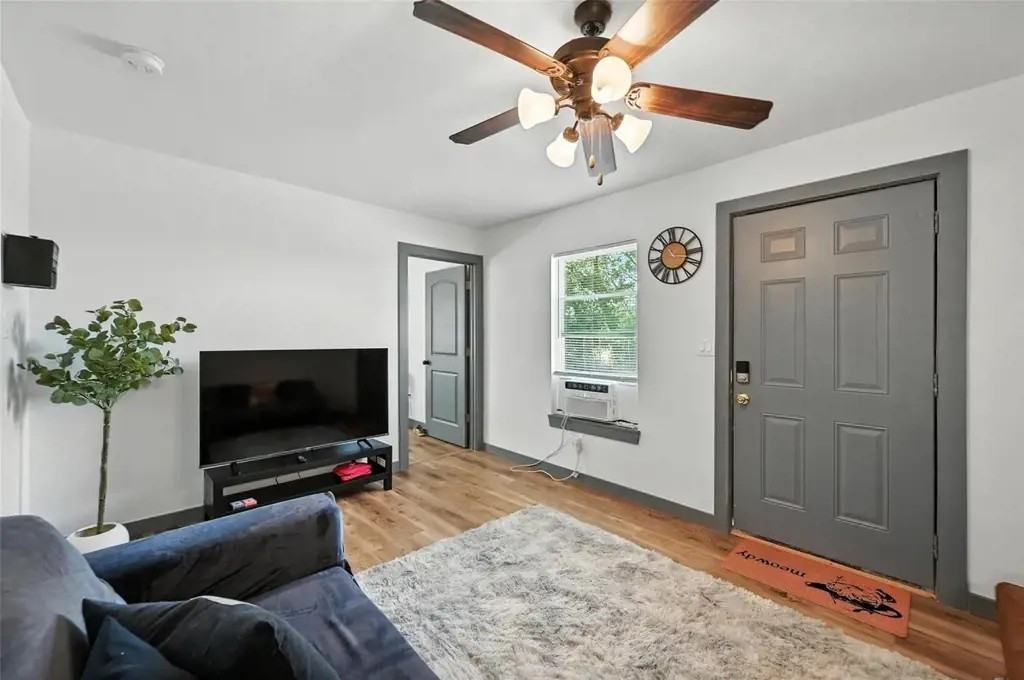 127 Browning Dr #127E - Photo 5 of 6