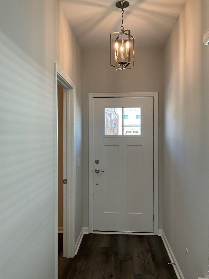 211 Flagler Dr - Photo 3 of 30