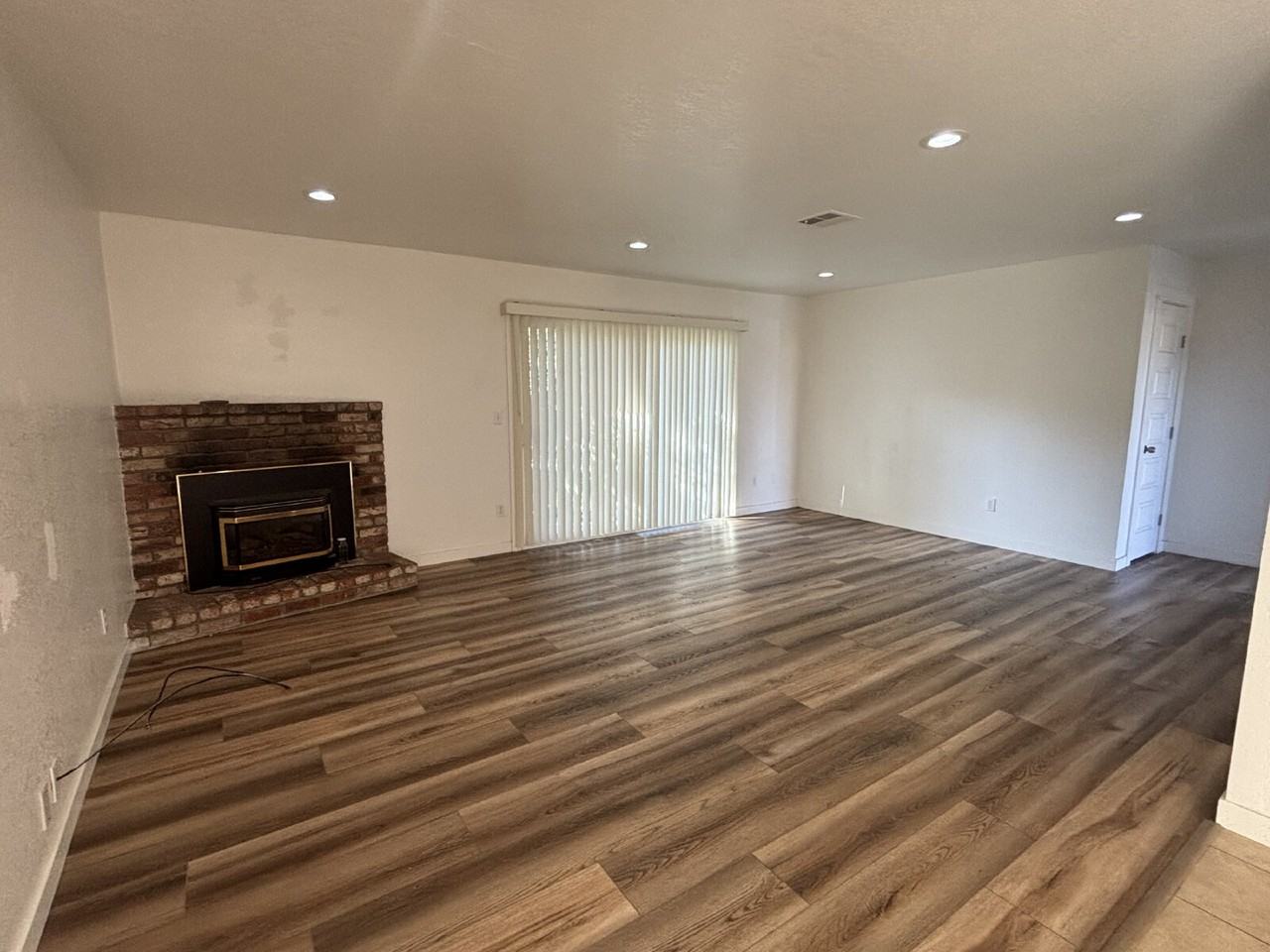 3045 Cedarwood Way - Photo 4 of 15