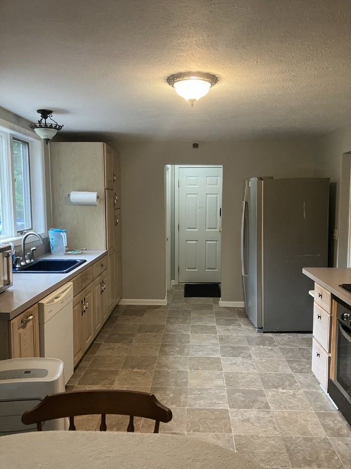 11671173 Macedon Center Rd