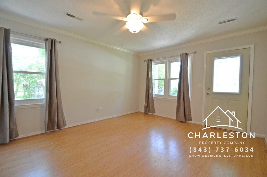 137 Red Cedar Dr - Photo 4 of 8