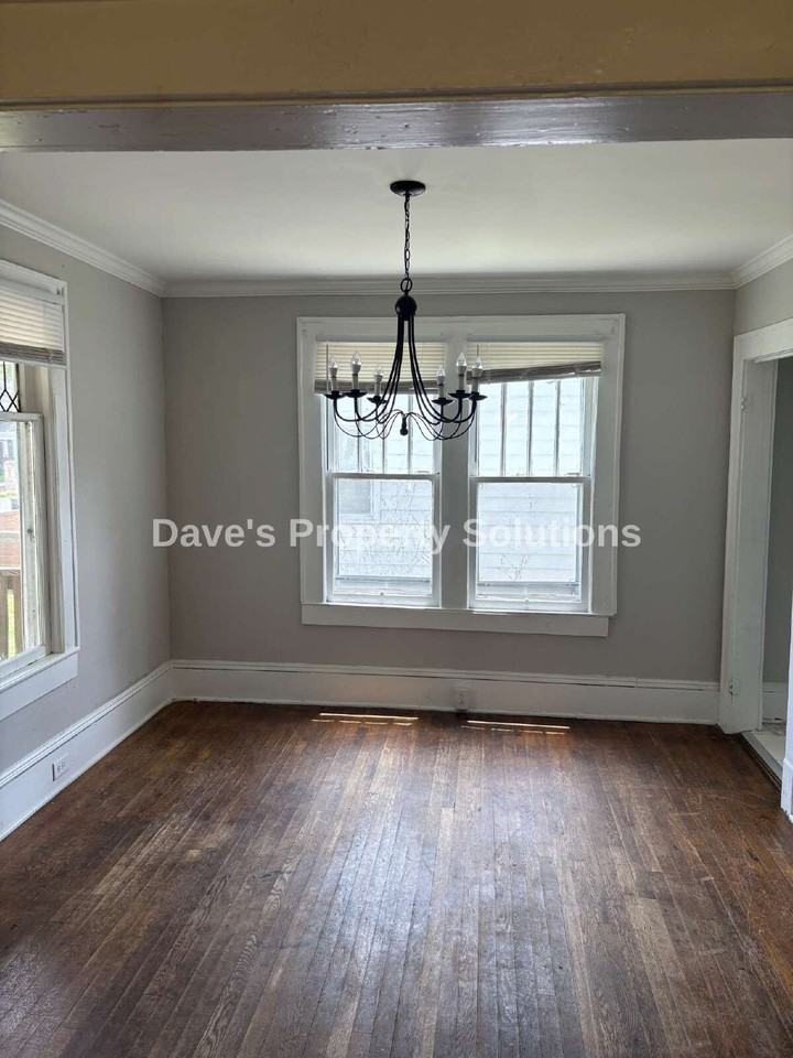 2808 N Patterson Ave - Photo 4 of 19