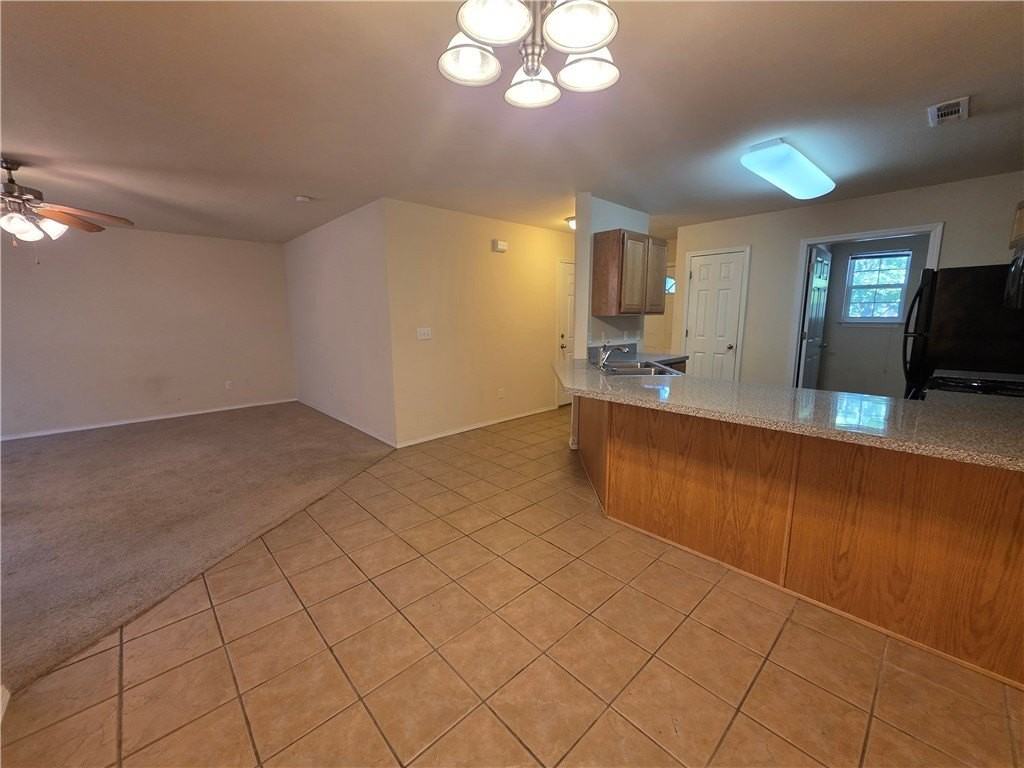 1459 W Junction St #5 - Photo 5 of 21