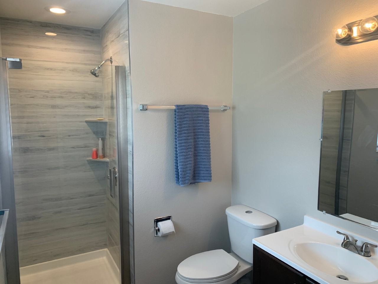 509 Bath St - Photo 6 of 10