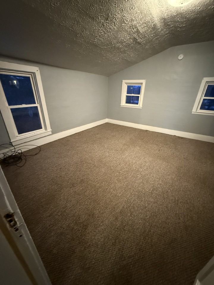 3462 Retsof Rd #B - Photo 3 of 7