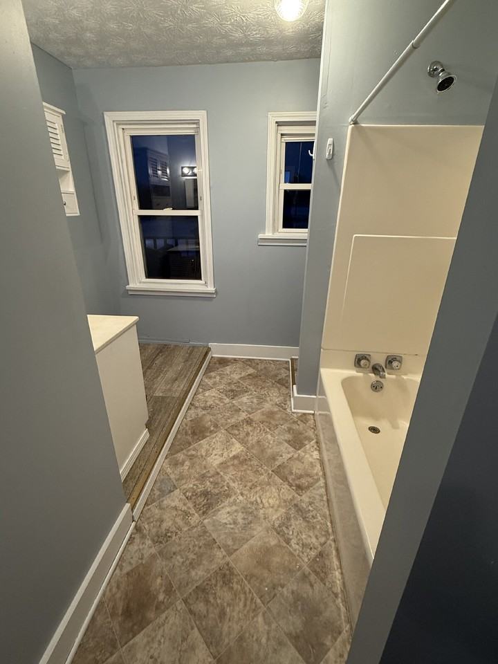 3462 Retsof Rd #B - Photo 6 of 7