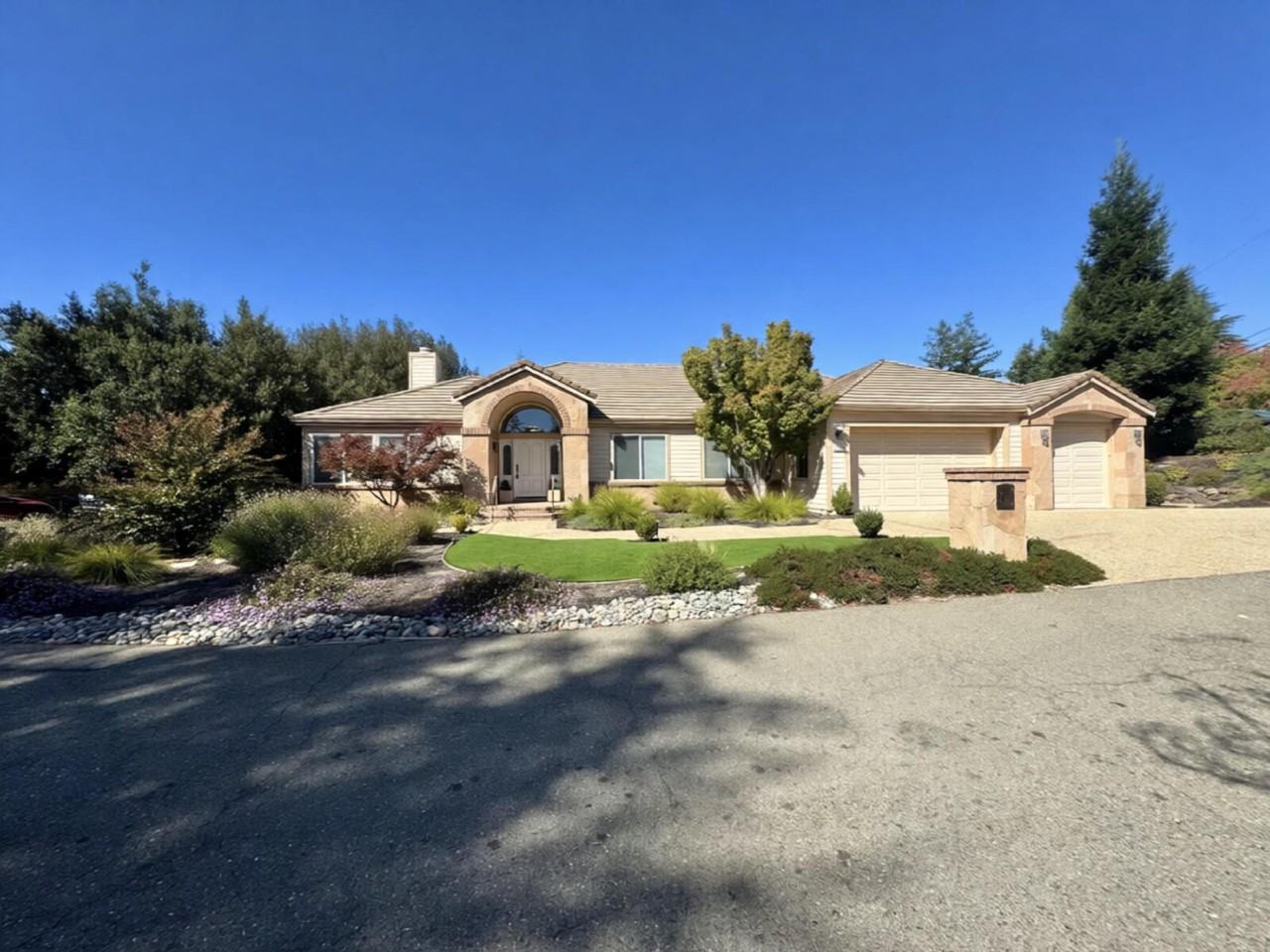 1313 Laverock Ln - Photo 2 of 50