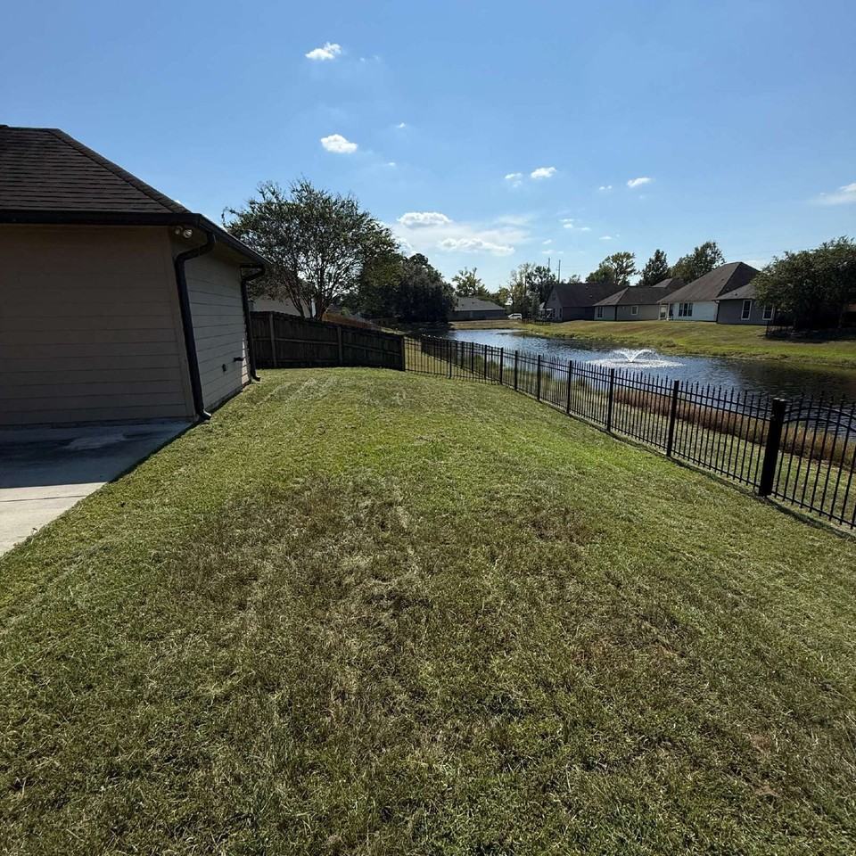 10931 Grace Ln - Photo 4 of 8